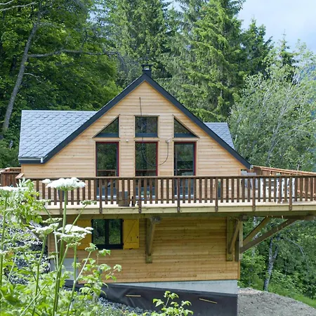 4 Bedroom Cozy In Mont-dore * Le Mont-Dore