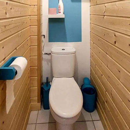4 Bedroom Cozy In Mont-dore Le Mont-Dore
